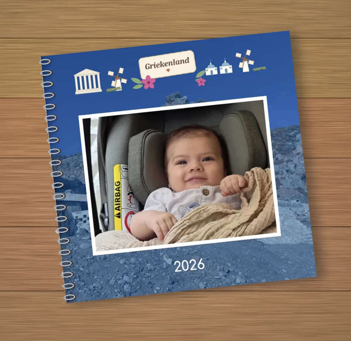 Het Eerste vakantieboek: een gepersonaliseerd fotoboek van jullie eerste vakantie met je kindje